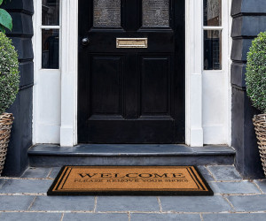 Black Welcome 'Please Remove Your Shoes' Doormat