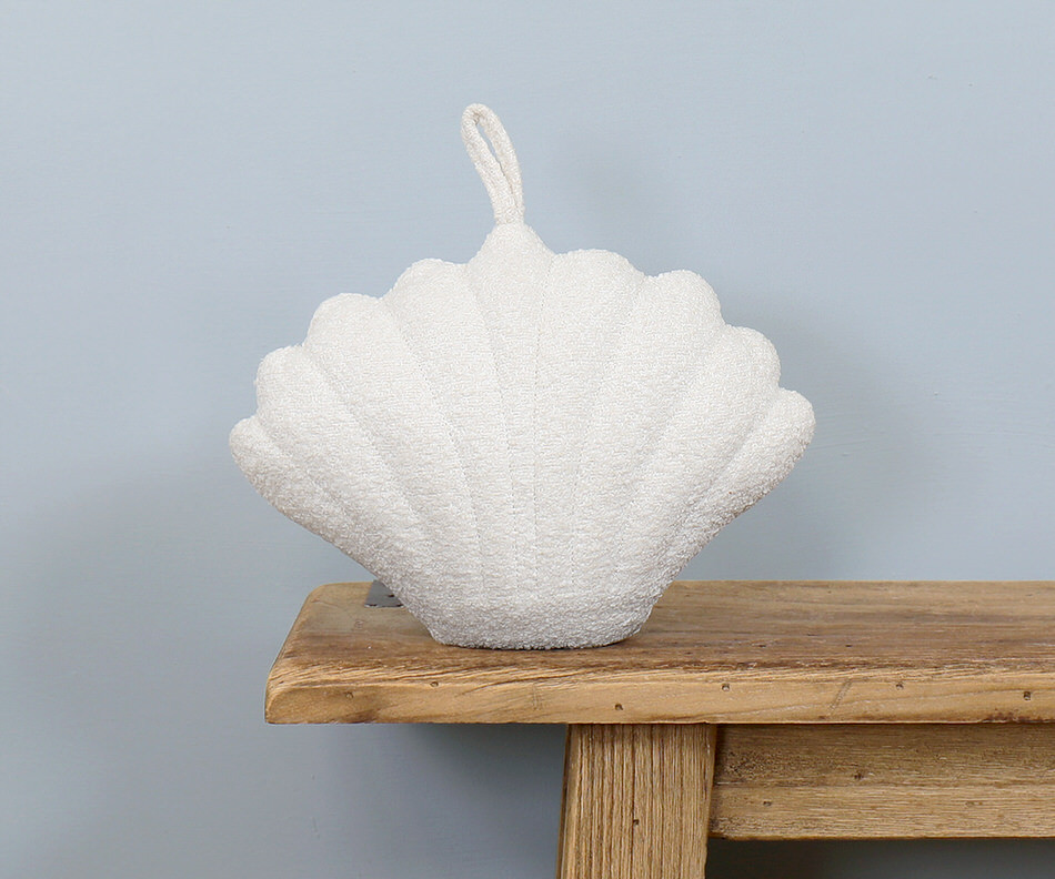 Perla Shell Boucle Door Stop