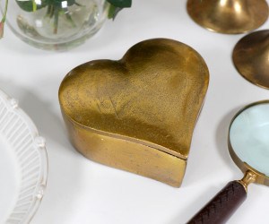 Amour Gold Heart Trinket Box